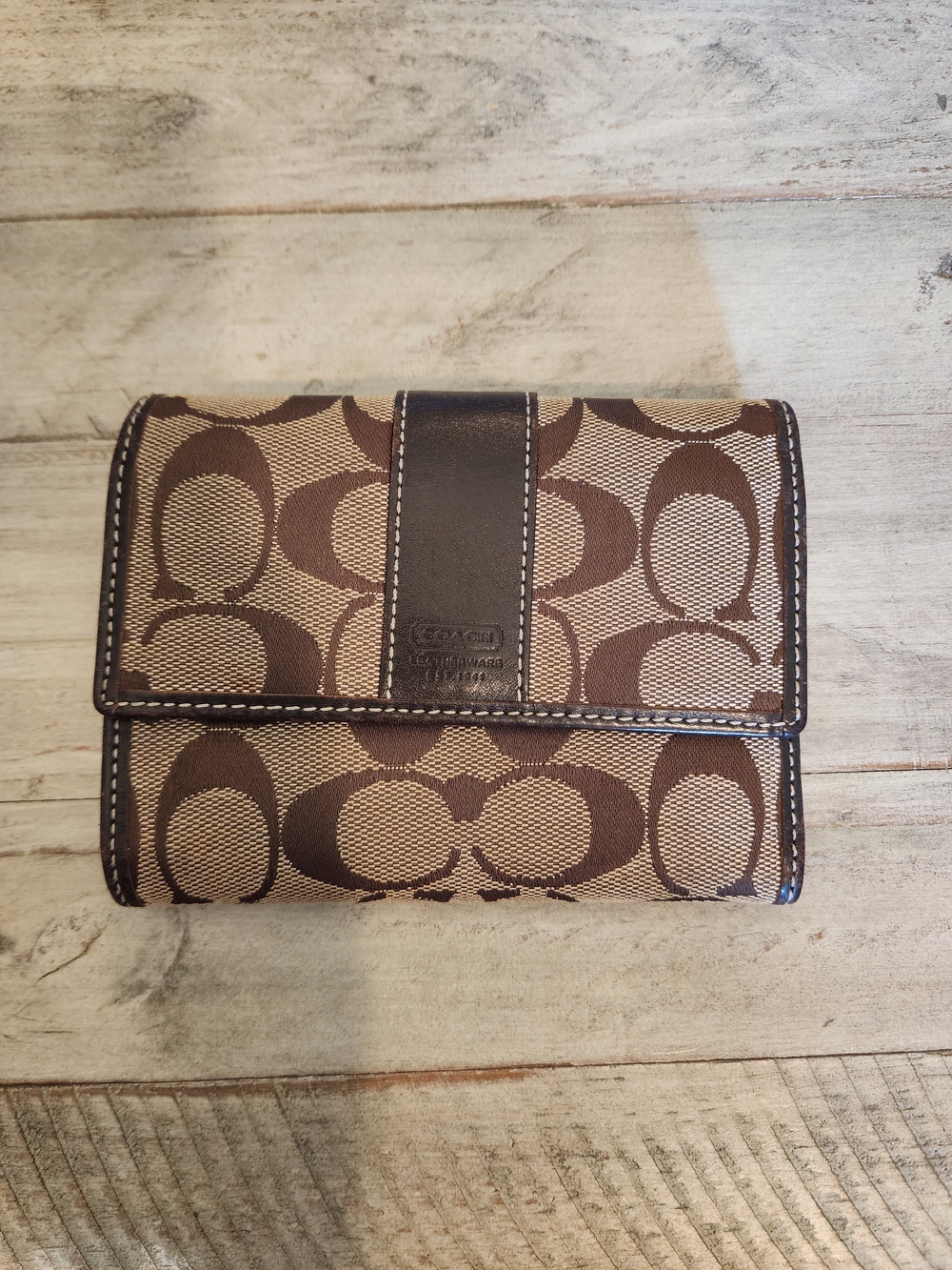 Coach Hampton Signature Canvas Trifold Wallet in Brown/Tan